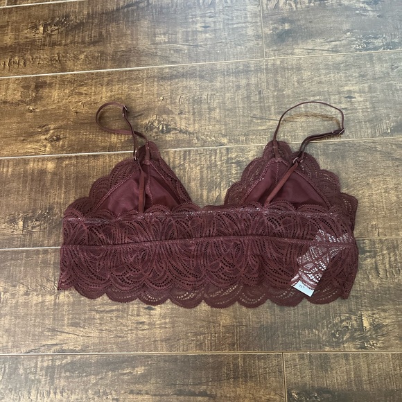 aritzia talula burgundy lace bralette - Picture 3 of 3